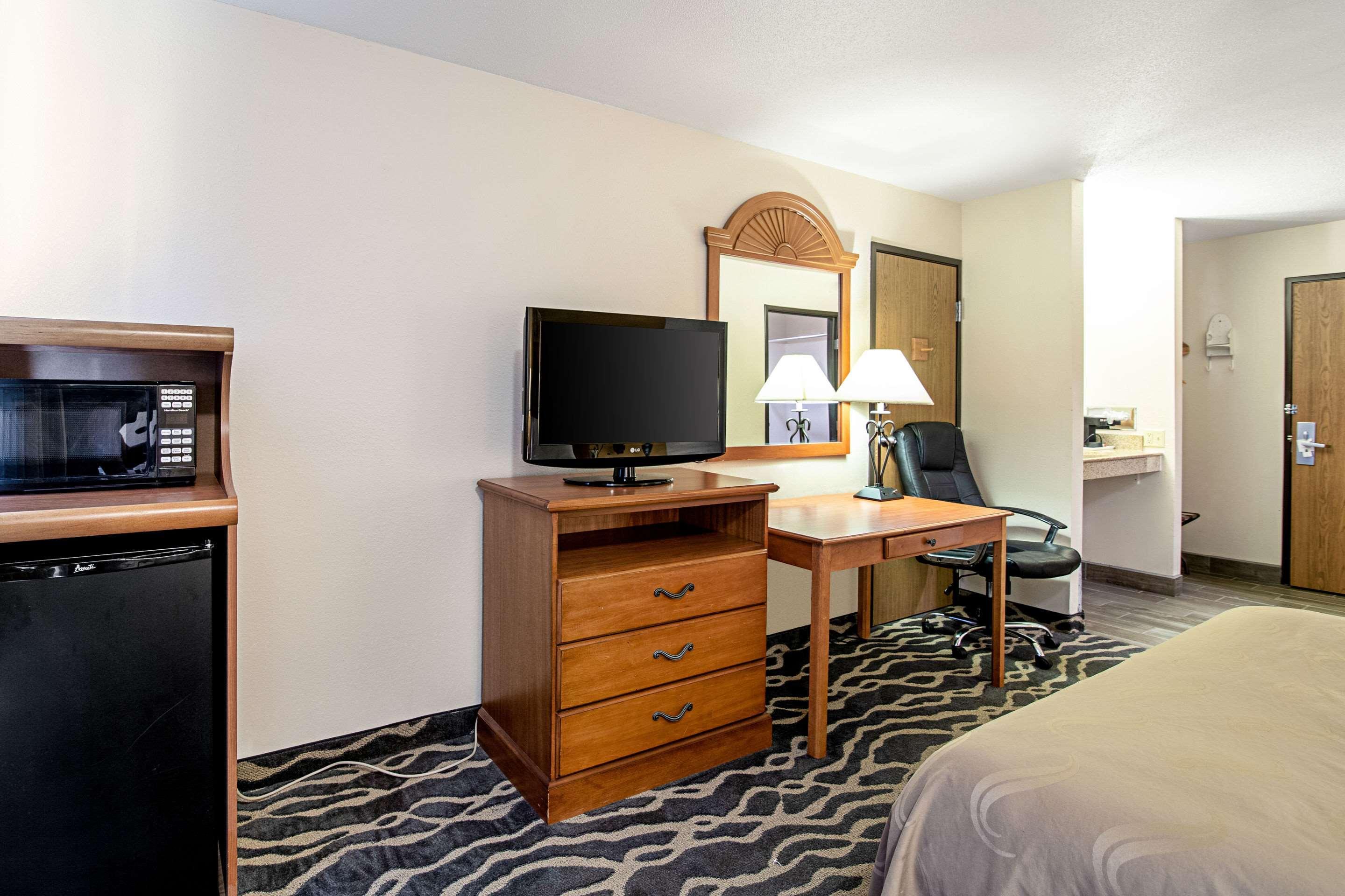 Quality Inn Huron Dış mekan fotoğraf
