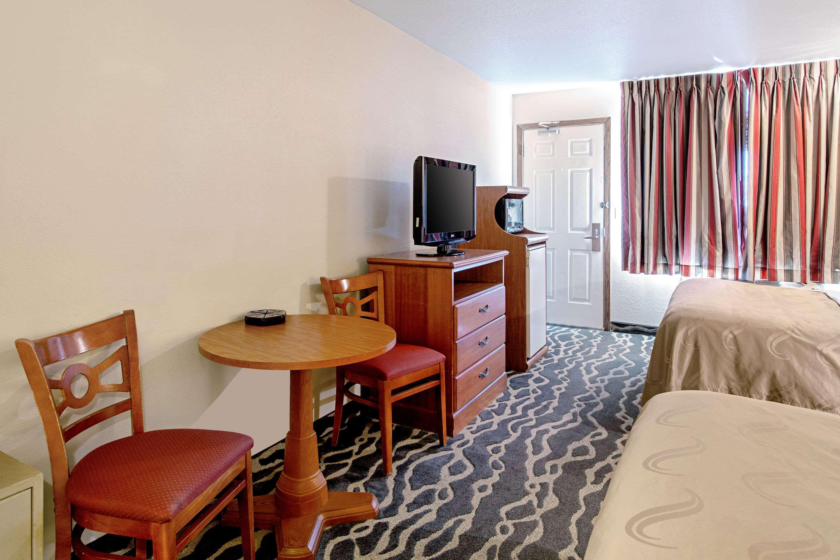 Quality Inn Huron Dış mekan fotoğraf