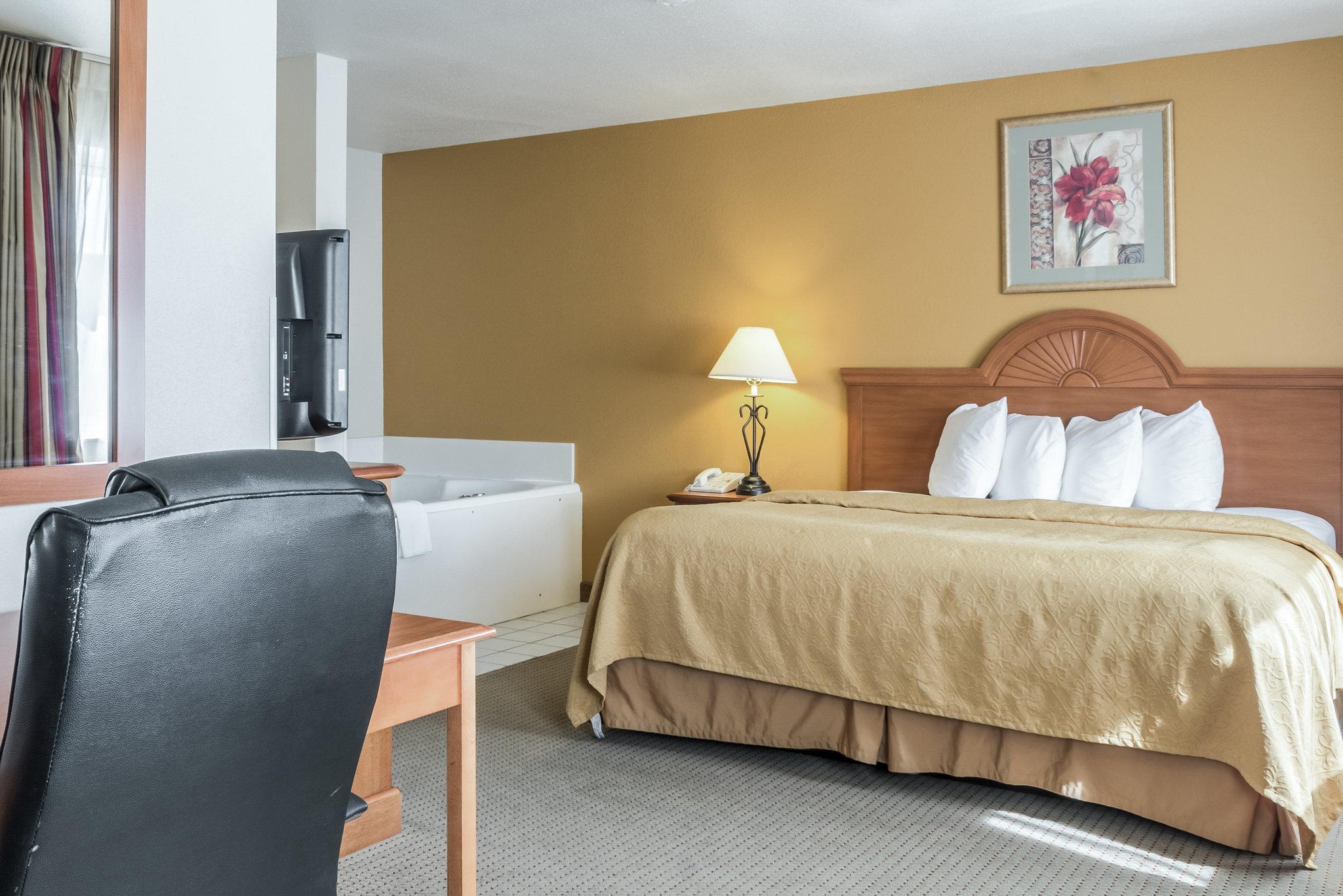 Quality Inn Huron Dış mekan fotoğraf
