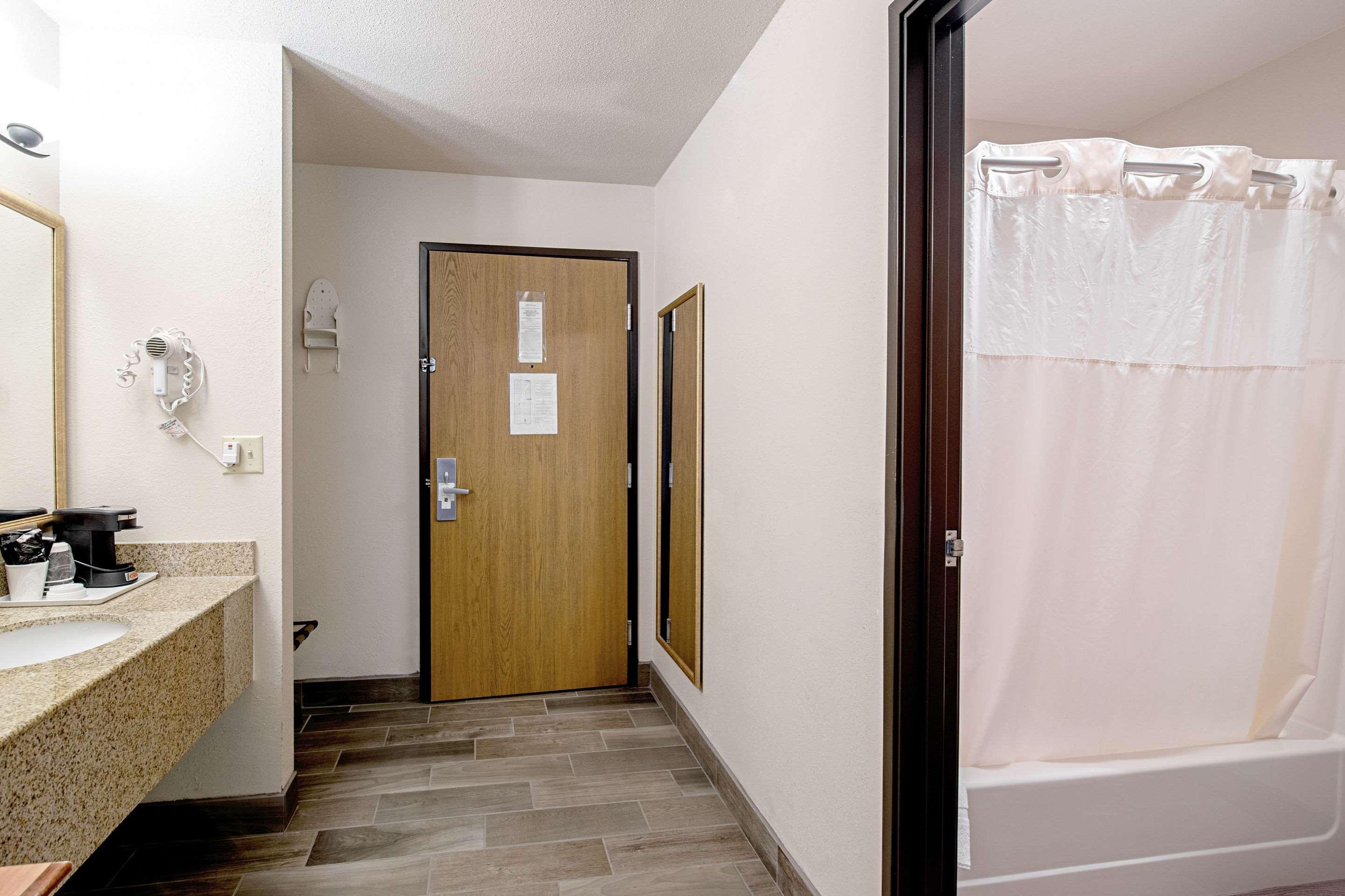 Quality Inn Huron Dış mekan fotoğraf